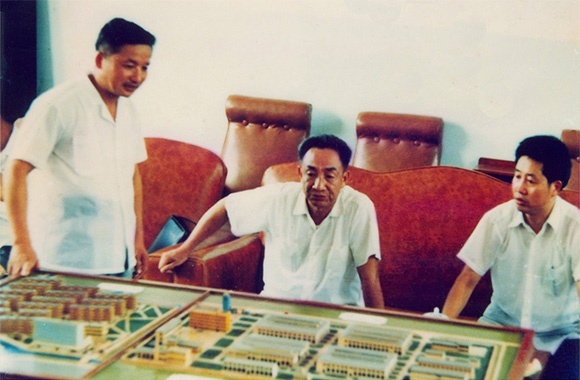 1985