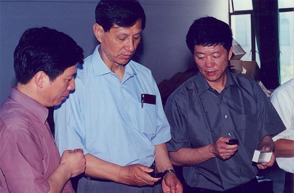 2002